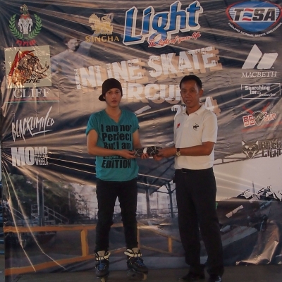 ภาพรับรางวัล Singha Light Inline skate Circuit 2014