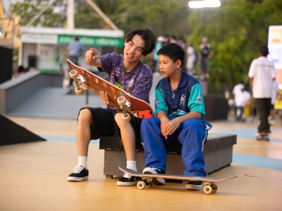 สมาคมกีฬาเอ็กซ์ตรีมฯ จัดเวิร์คช้อปสอนสเก็ตบอร์ดให้กับเยาวชน ในกีฬา “ฉลามเยาวชลเกมส์”